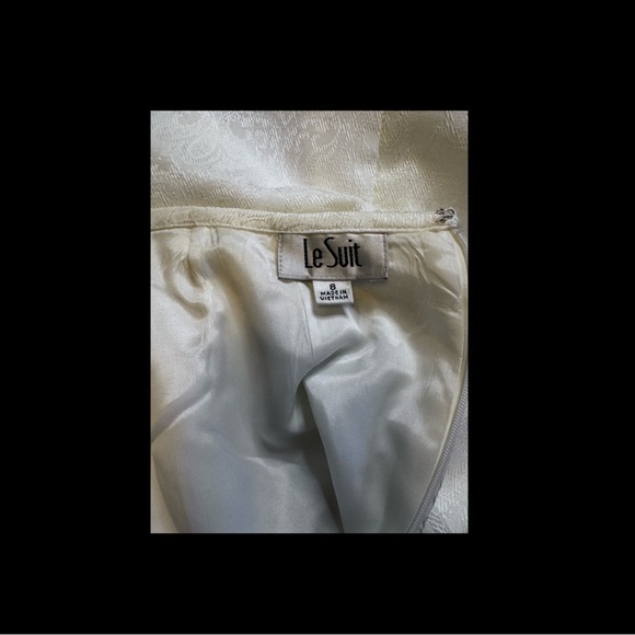 Le Suit Elegant White Pencil Skirt - Picture 6 of 6